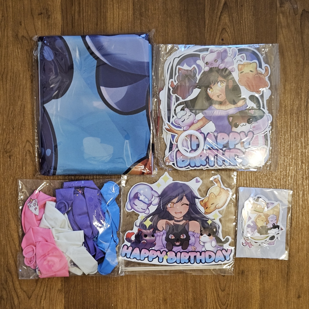 Source Unknown Anime Party Set - Blue and Purple